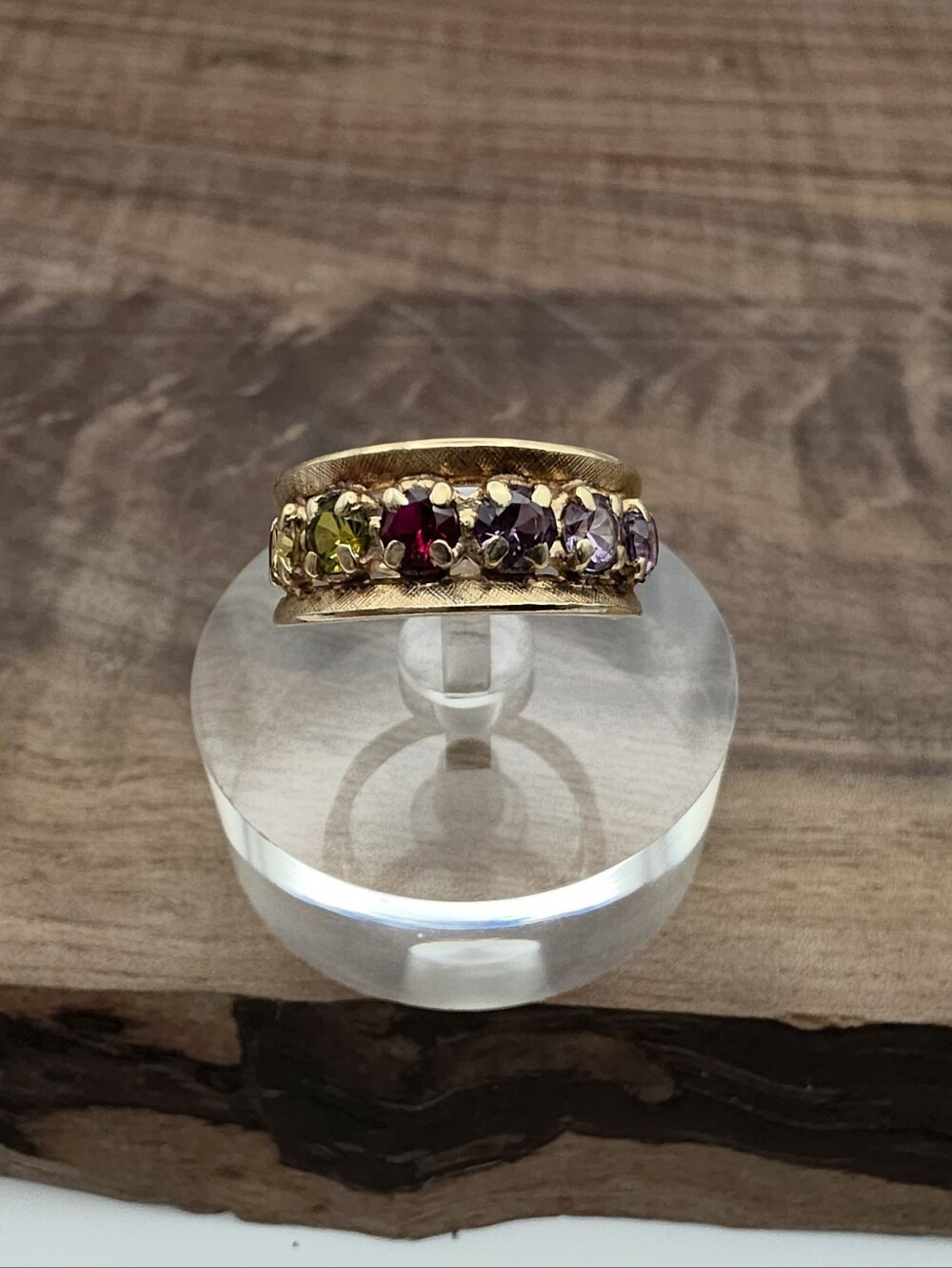 Vintage Gleamlight 14k Gold 6 Stone Split Shank Wide Textured Band Mothers Ring